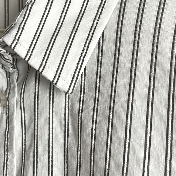 Zara Basic long sleeve blouse. White with grey and silver pinstripes. - Picture 2 of 10